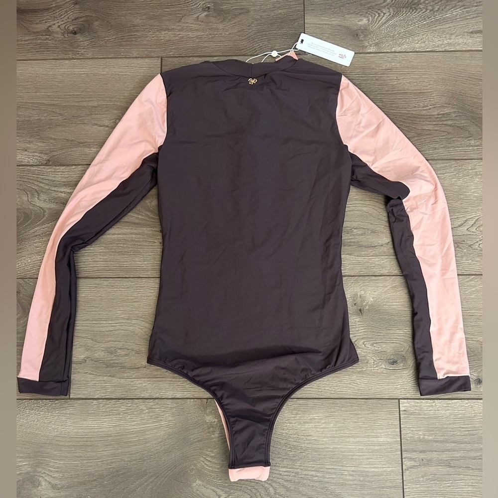 NWT PILYQ Pink and Brown Long Sleeve Bodysuit Size Medium - Picture 7 of 10